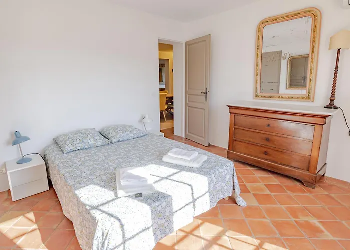 Beautiful Provencal Villa, Pool, Air-conditioned Villa Sainte-Maxime