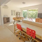 Beautiful Provencal Villa, Pool, Air-conditioned *