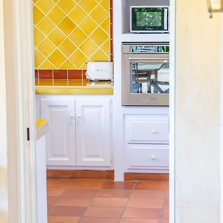 Villa Beautiful Provencal Villa, Pool, Air-conditioned *