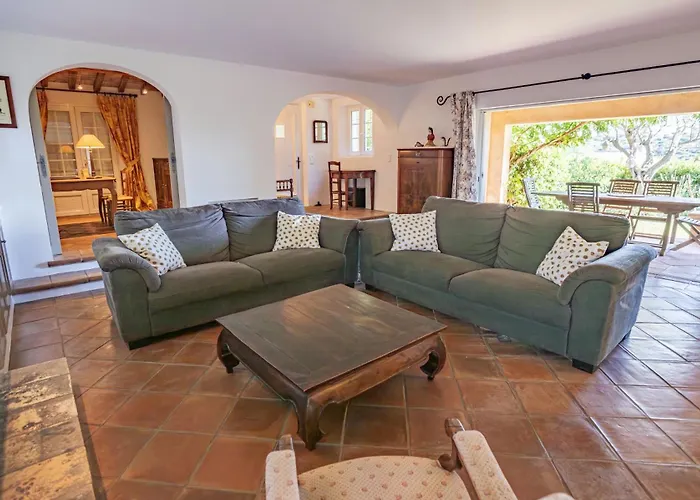 Willa Beautiful Provencal Villa, Pool, Air-conditioned