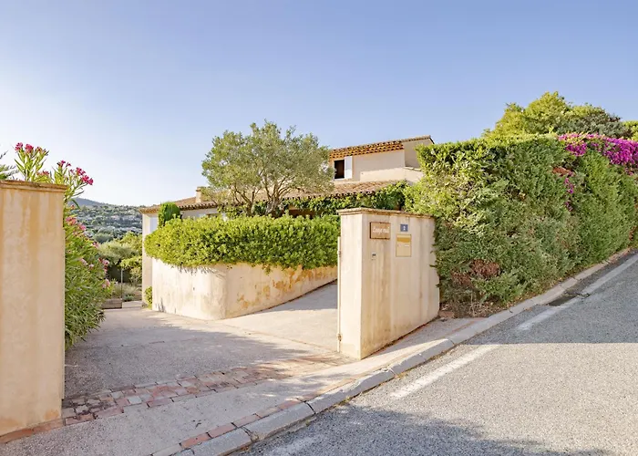 Beautiful Provencal Villa, Pool, Air-conditioned Villa