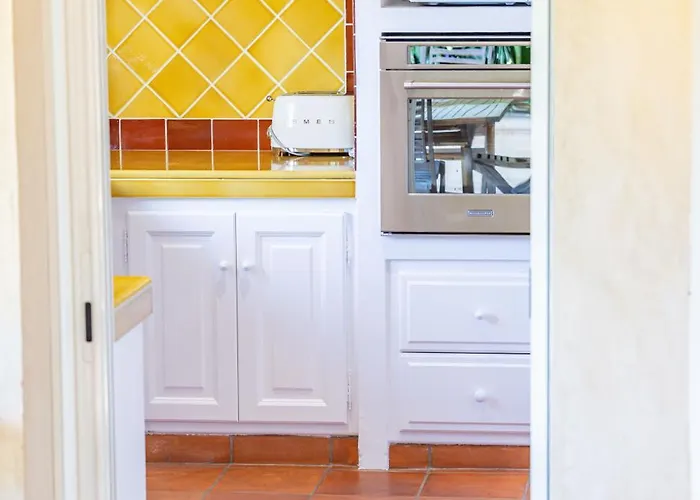 Willa Beautiful Provencal Villa, Pool, Air-conditioned *