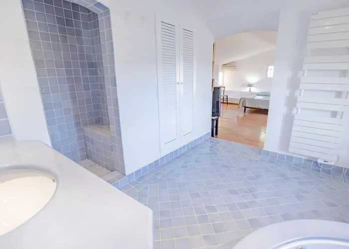 Willa Beautiful Provencal Villa, Pool, Air-conditioned *