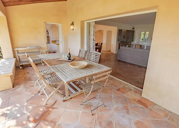 Beautiful Provencal Villa, Pool, Air-conditioned Willa *